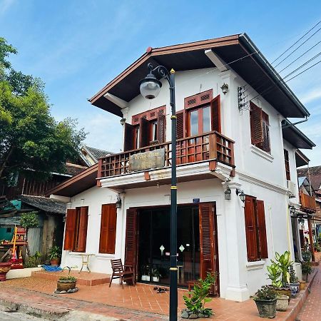 Villa Phonethip Mekong Riverside لوانغ برابانغ المظهر الخارجي الصورة