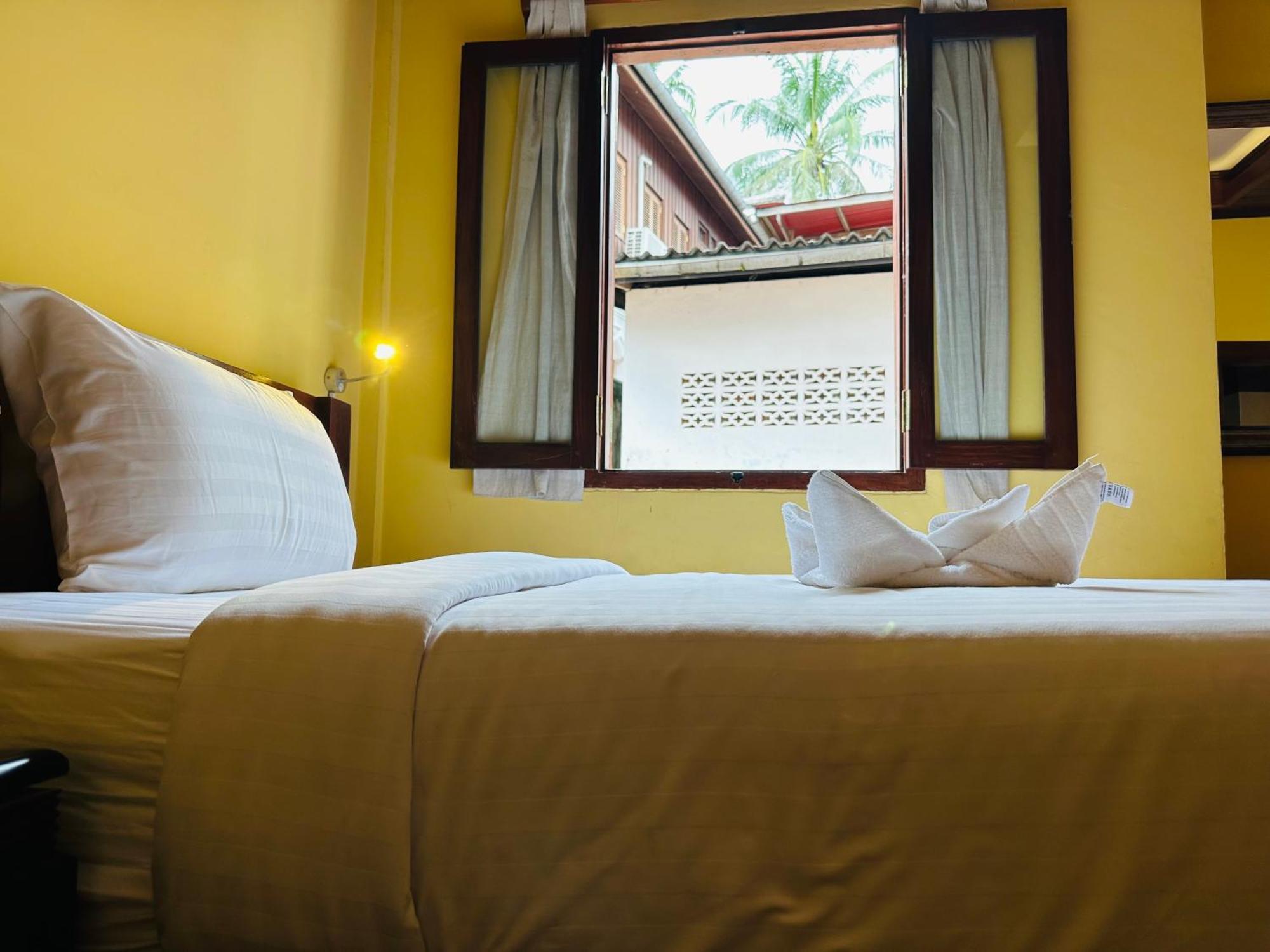 Villa Phonethip Mekong Riverside لوانغ برابانغ المظهر الخارجي الصورة