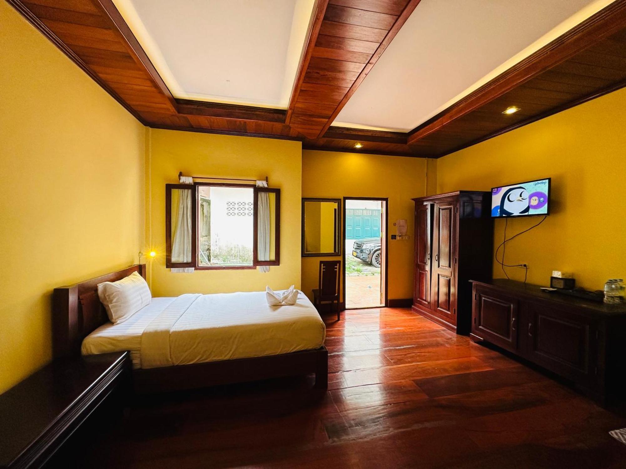 Villa Phonethip Mekong Riverside لوانغ برابانغ المظهر الخارجي الصورة