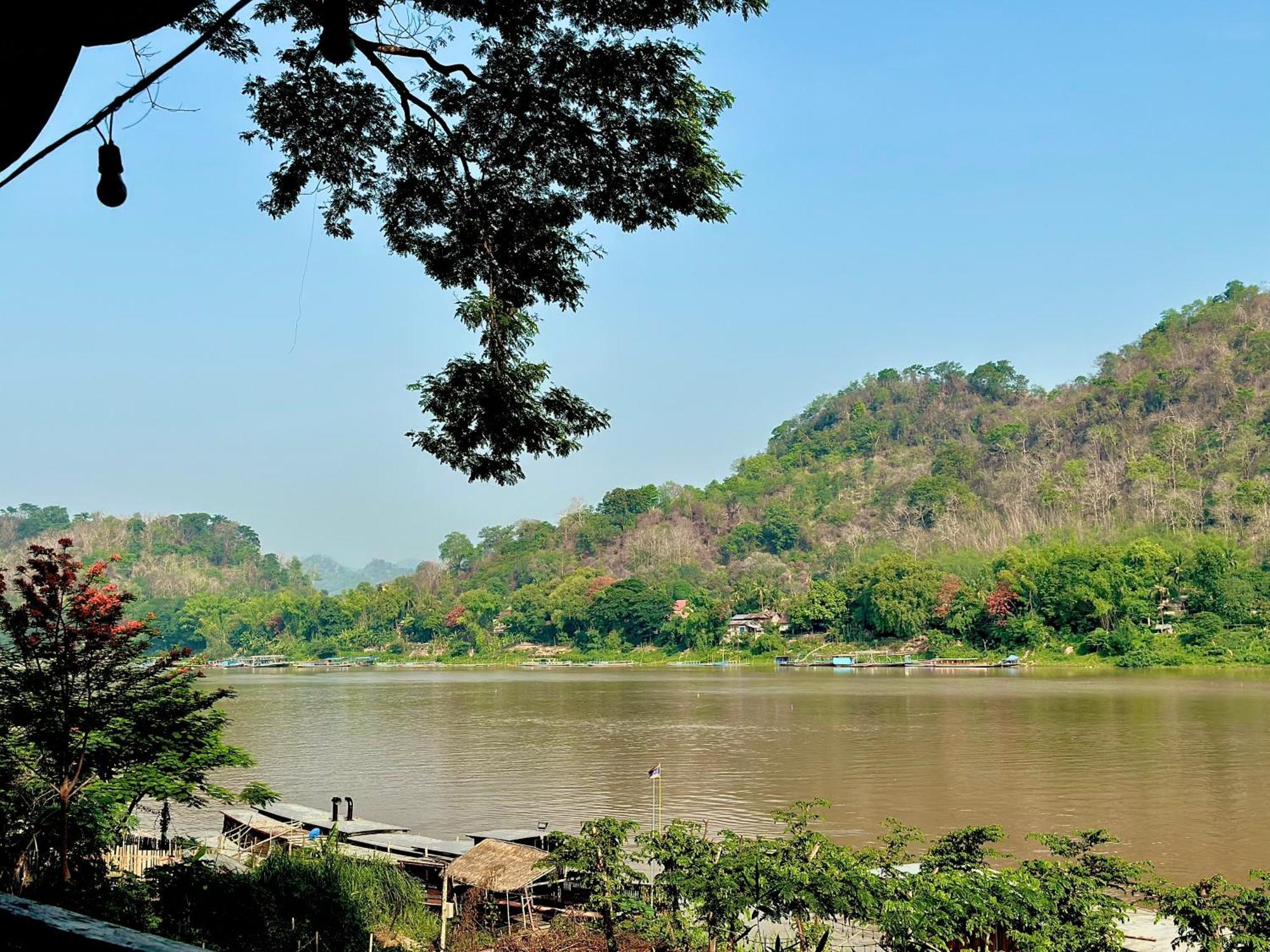 Villa Phonethip Mekong Riverside لوانغ برابانغ المظهر الخارجي الصورة