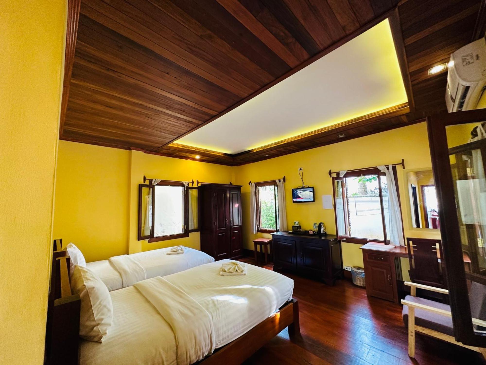 Villa Phonethip Mekong Riverside لوانغ برابانغ المظهر الخارجي الصورة