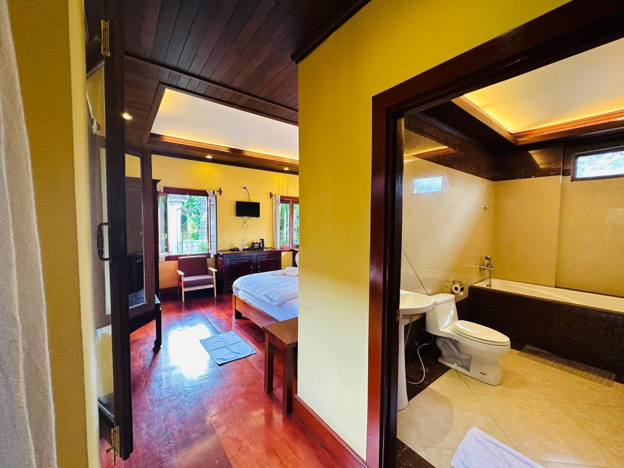 Villa Phonethip Mekong Riverside لوانغ برابانغ المظهر الخارجي الصورة